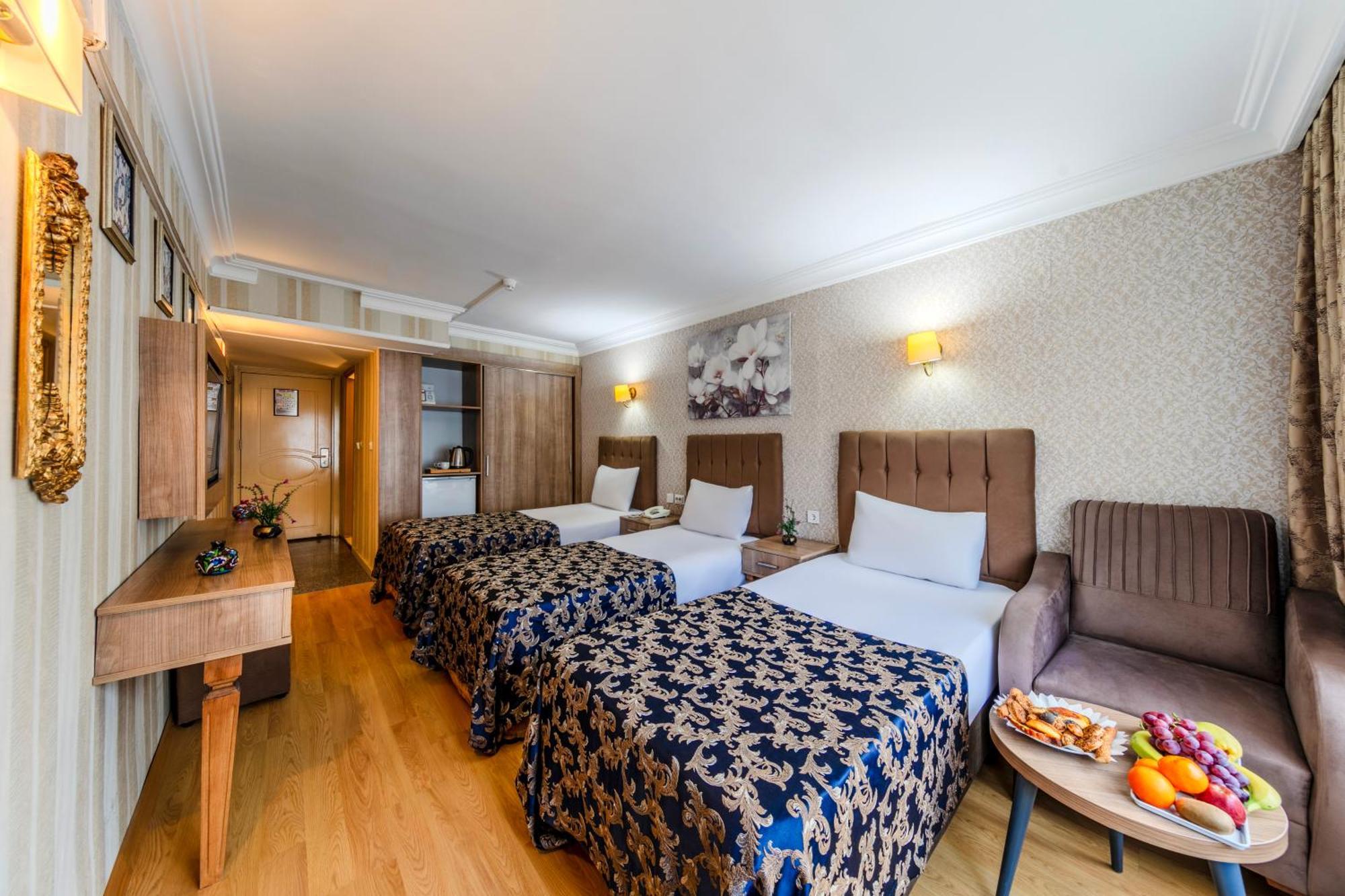 Hamit Hotel Istanbul Bagian luar foto