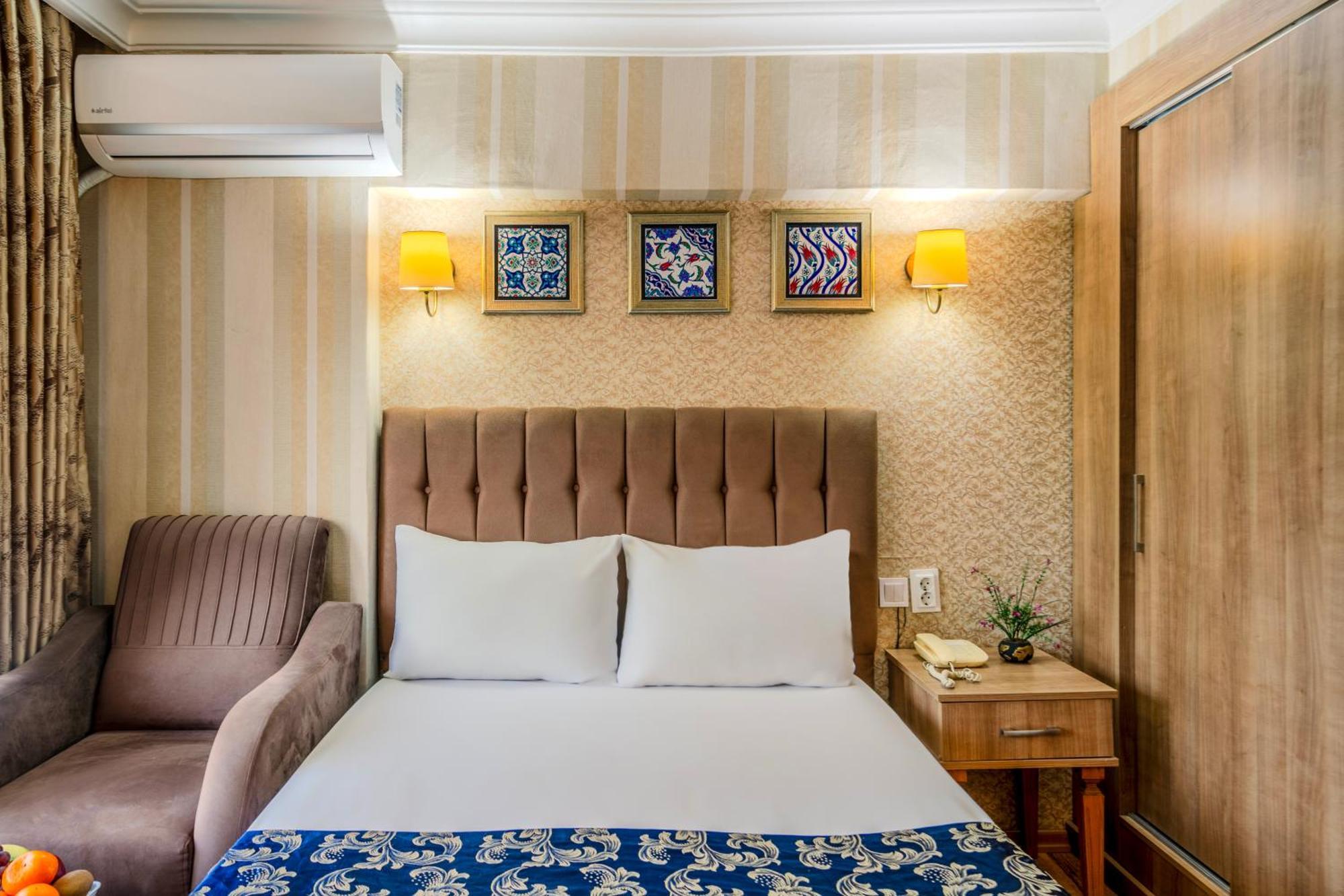 Hamit Hotel Istanbul Bagian luar foto