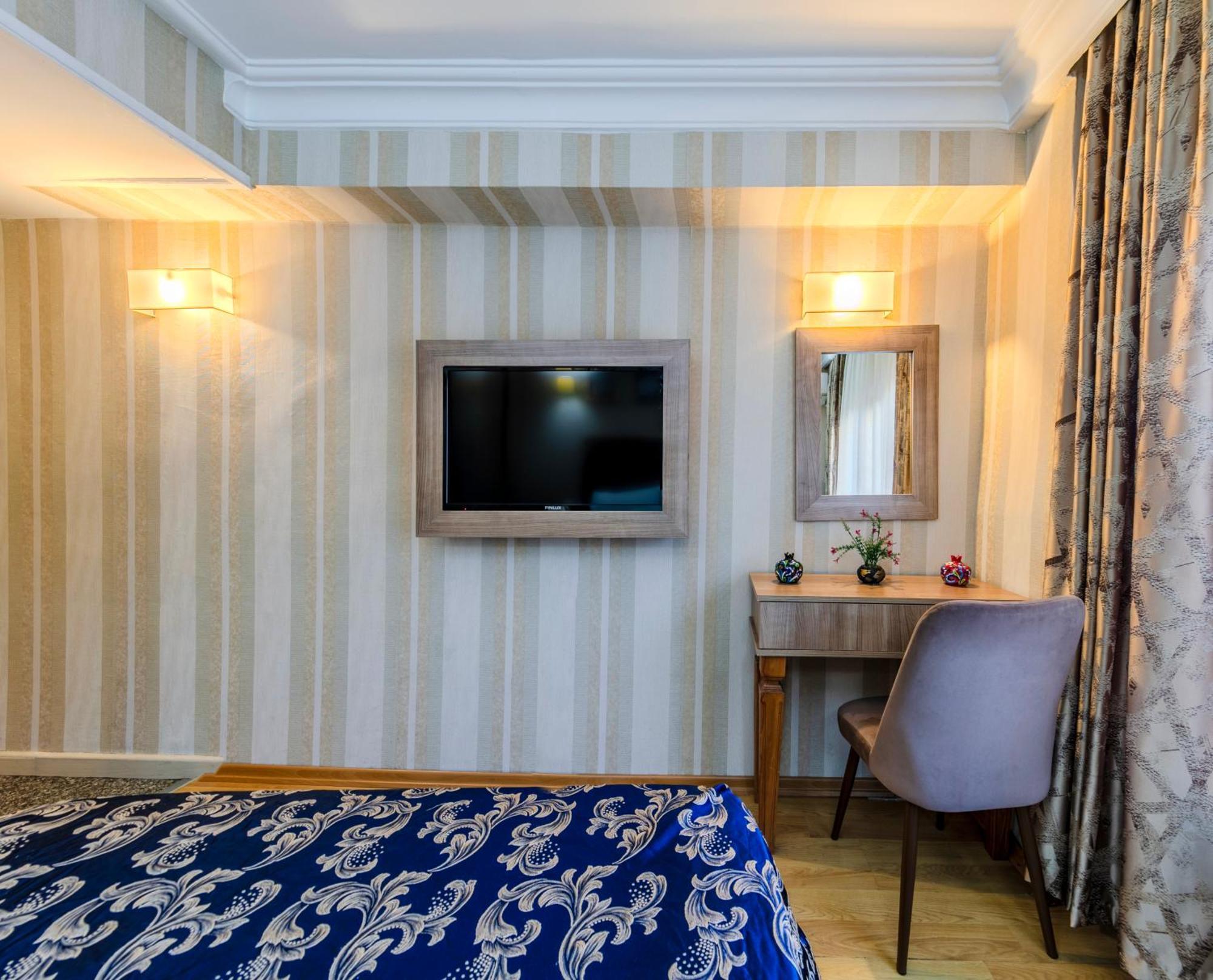 Hamit Hotel Istanbul Bagian luar foto