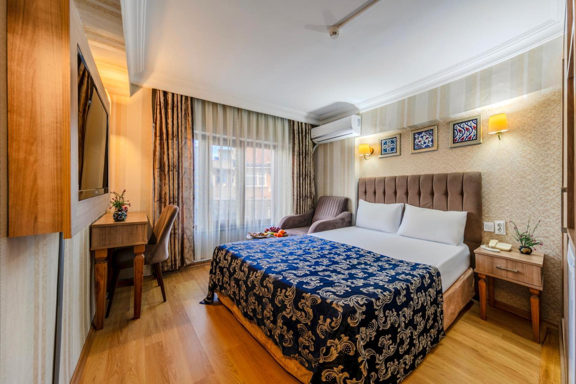 Hamit Hotel Istanbul Bagian luar foto