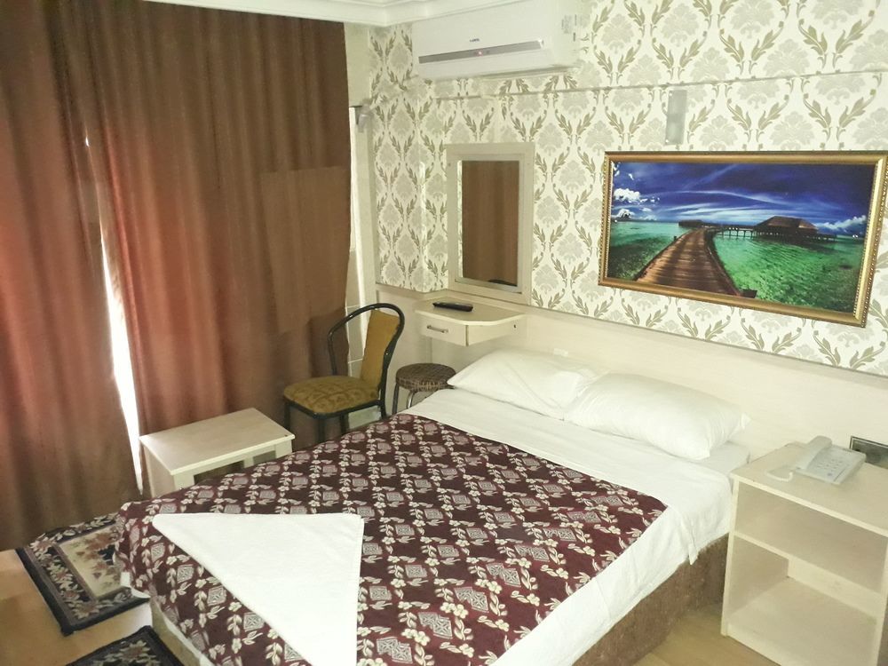 Hamit Hotel Istanbul Bagian luar foto